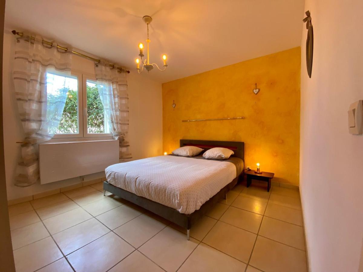 Gite Romarin Avec Spa Saint-Jean-de-Barrou Exteriér fotografie